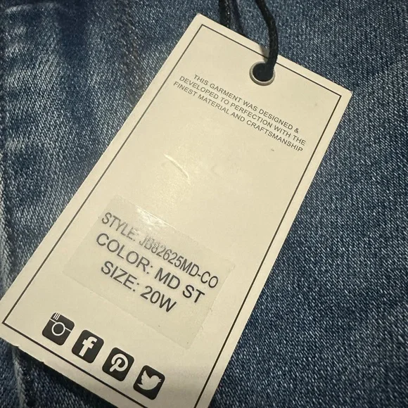 Judy Blue high waist wide leg jeans - Picture 5 of 9